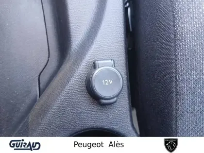 Photo 17 Peugeot 208  100 S&S BVM6