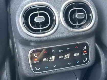 Photo 15 Mercedes GLC  300 e  Hybrid EQ 4MATIC AM