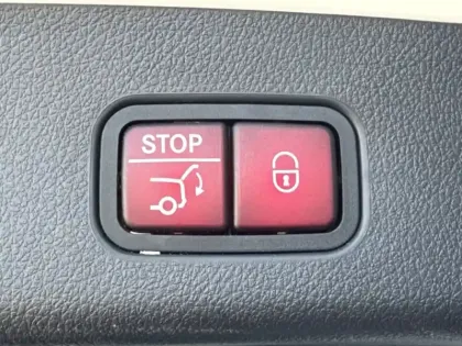 Photo 11 Mercedes GLC  300 e  Hybrid EQ 4MATIC AM