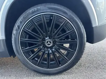 Photo 8 Mercedes GLA 200 d AMG Line