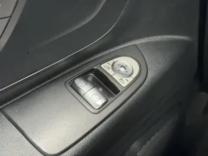 Photo 16 Mercedes Vito 116 CDI Fourgon Compact Pro 9G