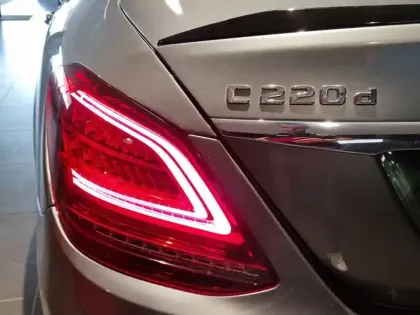 Photo 32 Mercedes Classe C C 220 d 4MATIC AMG LINE