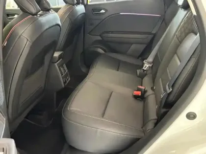 Photo 17 Renault Captur Initiale Paris