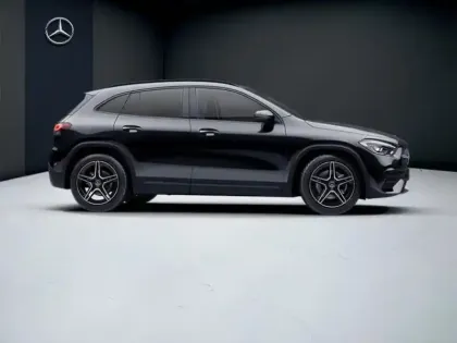 Photo 17 Mercedes GLA  200 d AMG Line