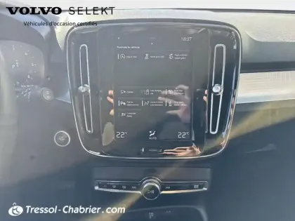 Photo 21 Volvo XC40  D4 AWD AdBlue 190 ch Geartronic 8 First Edition