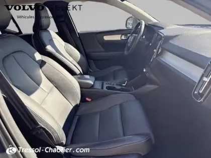 Photo 8 Volvo XC40  D4 AWD AdBlue 190 ch Geartronic 8 First Edition