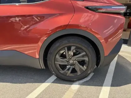 Photo 9 Toyota C-HR + 224ch 77kWh Design Grande Autonomie