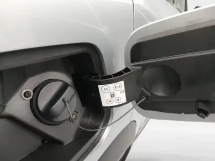 Photo 9 Renault Captur  1.6 E-Tech hybride 145ch Techno
