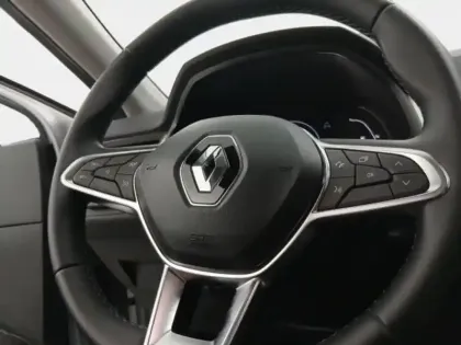 Photo 14 Renault Captur  1.6 E-Tech hybride 145ch Techno