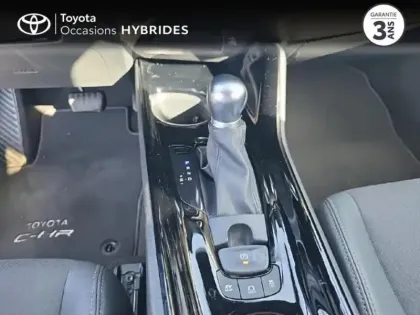 Photo 9 Toyota C-HR  2.0 Hybride 184ch Design Ultimate E-CVT