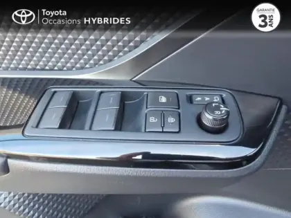 Photo 13 Toyota C-HR  2.0 Hybride 184ch Design Ultimate E-CVT
