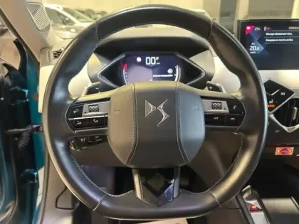 Photo 10 DS DS 3  Crossback BlueHDi 130ch Grand Chic Automatique 126g