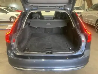 Photo 5 Volvo V90  B4 Adblue 197ch Inscription Luxe Geartronic MY22