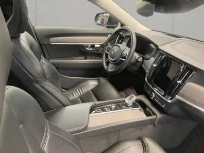 Photo 8 Volvo V90  B4 Adblue 197ch Inscription Luxe Geartronic MY22