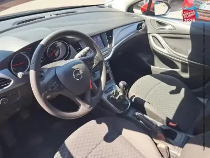 Photo 14 Opel Astra  1.2 Turbo 110ch  Edition Carplay