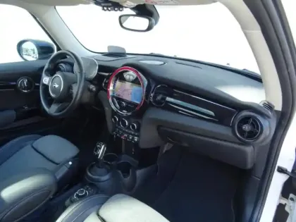 Photo 5 Mini Mini  Cooper 136ch Edition Premium Plus BVA7