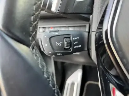 Photo 13 Peugeot 3008  HYBRID 225ch Roadtrip e-EAT8