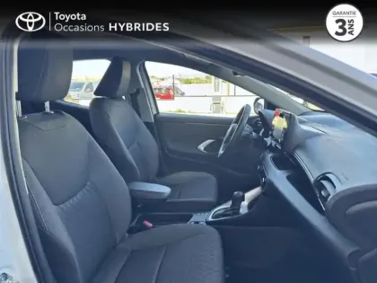 Photo 5 Toyota Yaris  116h Dynamic 5p MY22