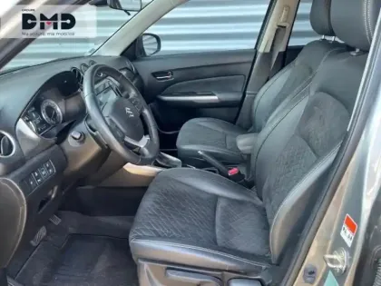 Photo 8 Suzuki Vitara  1.5 Dualjet Hybrid 115ch Style Auto