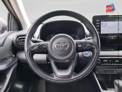 Photo 26 Toyota Yaris  116h Dynamic Business 5p + Programme Beyond Zero Academy MY22