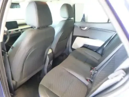 Photo 12 Kia Stonic  1.0 T-GDi 115ch MHEV GT-Line DCT7
