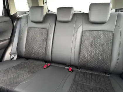 Photo 12 Suzuki Vitara  1.4 Boosterjet Hybrid 110ch Style Auto MY25