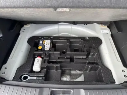 Photo 24 Suzuki Vitara  1.4 Boosterjet Hybrid 110ch Style Auto MY25