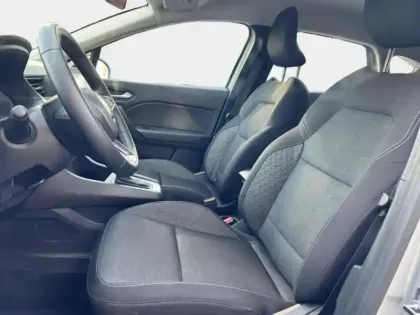 Photo 13 Renault Captur  1.6 E-Tech hybride 145ch Business -21