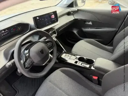 Photo 14 Peugeot 208  1.2 Hybrid 110ch Business e-DCS6
