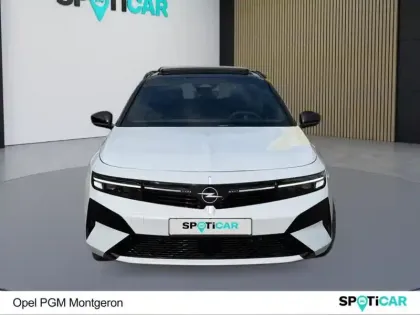 Photo 22 Opel Astra  Sports Tourer 1.2 Turbo Hybrid 145ch Ultimate e-DCT 6