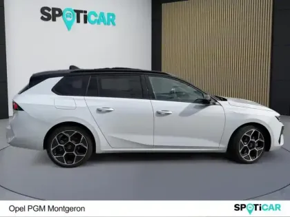 Photo 20 Opel Astra  Sports Tourer 1.2 Turbo Hybrid 145ch Ultimate e-DCT 6