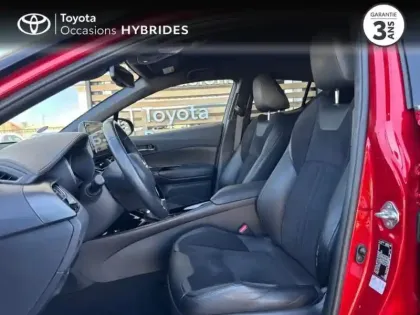 Photo 10 Toyota C-HR  1.8 Hybride 122ch Collection E-CVT