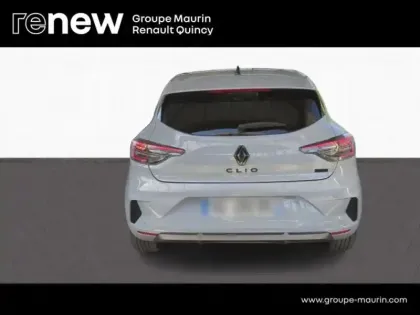 Photo 6 Renault Clio  1.6 E-Tech 145ch full hybrid esprit Alpine - 24