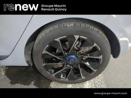 Photo 8 Renault Clio  1.6 E-Tech 145ch full hybrid esprit Alpine - 24