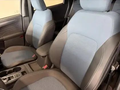 Photo 10 Ford Kuga  2.5 Duratec 180ch Hybrid FlexiFuel BlueCruise Edition Powershift