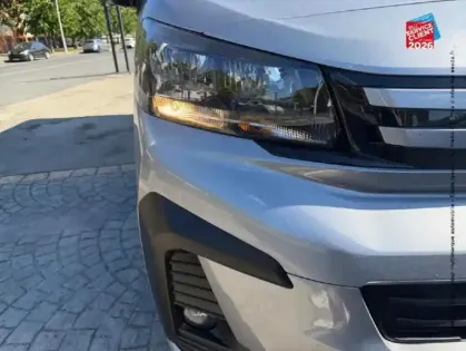 Photo 12 Peugeot Expert  Fg M 2.2 Diesel 180ch Cabine Approfondie Fixe automatique