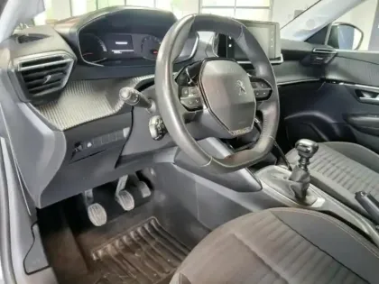 Photo 9 Peugeot 208  1.5 BlueHDi 100ch S&S Active Pack