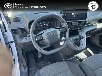 Photo 8 Toyota Proace  CITY Medium 100 D-4D Start MY25