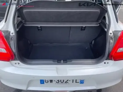 Photo 12 Suzuki Swift  1.2 Hybrid 83ch Privilège
