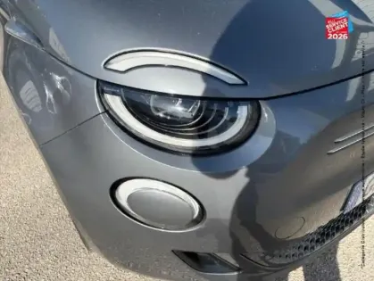 Photo 12 Fiat 500  e 118ch Icône Plus (Pack Magic Eye)