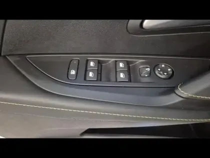 Photo 14 Peugeot 208  1.2 Hybrid 110ch Allure e-DCS6