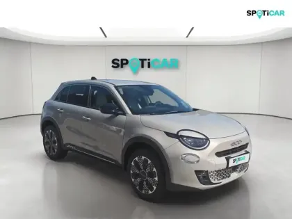 Photo 7 Fiat 600  1.2 Hybrid Turbo 110ch La Prima eDCT6