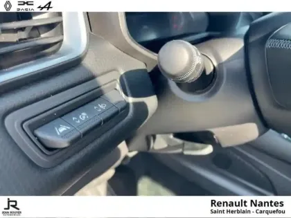 Photo 7 Renault Clio  1.6 E-Tech hybride 140ch Business -21N