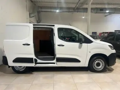 Photo 8 Citroën Berlingo  Van M 650kg BlueHDi 100 S&S Driver BVM5