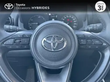 Photo 8 Toyota Yaris  116h Dynamic 5p MC24