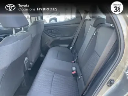 Photo 11 Toyota Yaris  116h Dynamic 5p MC24