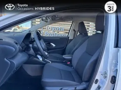 Photo 10 Toyota Yaris  116h Dynamic 5p MY22