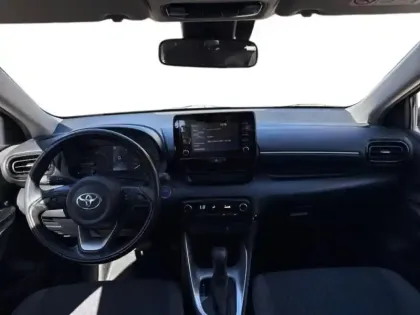 Photo 9 Toyota Yaris  116h France 5p