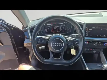 Photo 12 Audi A1  Sportback 30 TFSI 110ch S line