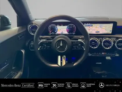 Photo 6 Mercedes Classe A  180 d 116ch AMG Line 8G-DCT